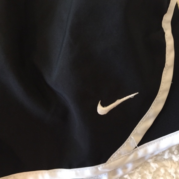 Nike Dri-Fit Black shorts, Sz child’s small - Picture 2 of 4
